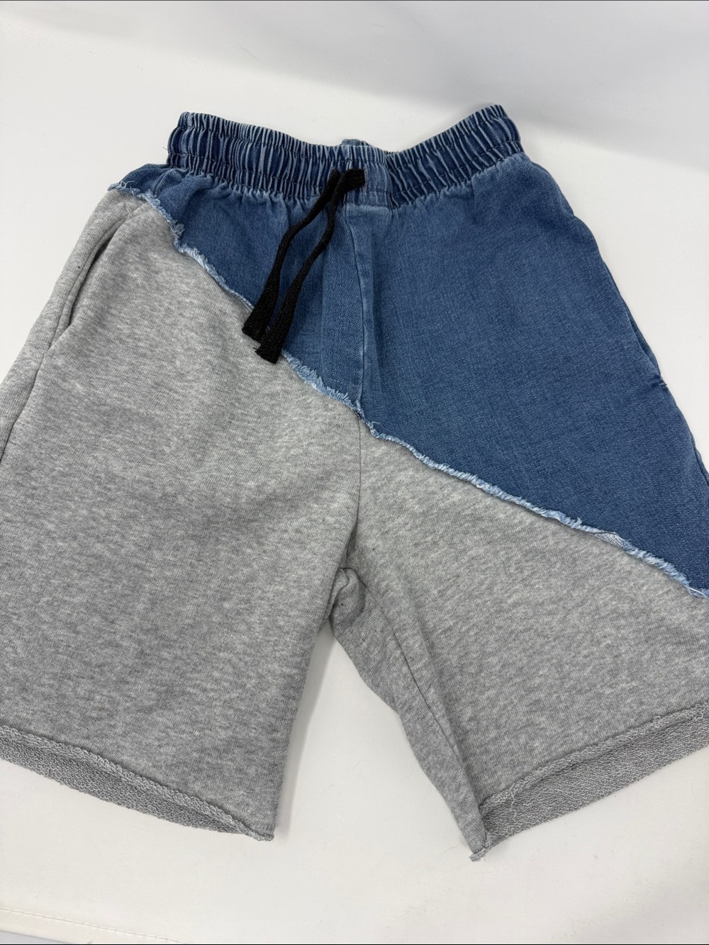 Nununu Kids Two-Tone Grey and Blue Pull-On Shorts with pockets and draw string